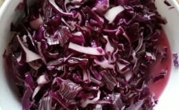 Einfache aber leckere Rezepte für marinierten Rotkohl