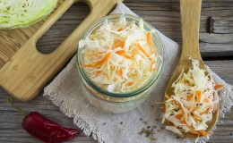 Betapa mudahnya menurunkan berat badan dengan diet sauerkraut