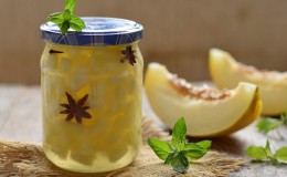 Hoe pickled meloen te maken: de beste exotische snackrecepten