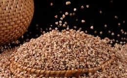 Analisis perbandingan yang lebih sihat: soba, lentil atau oatmeal