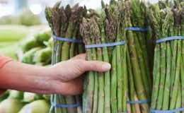 Waarom asperges goed zijn voor gewichtsverlies en hoe je het op de juiste manier eet bij het bestrijden van overgewicht