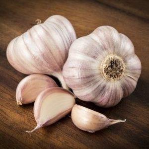 Die einfachsten Do-it-yourself-Vorbereitungen: Knoblauch in Gläsern aufbewahren - Life Hacks und wichtige Regeln