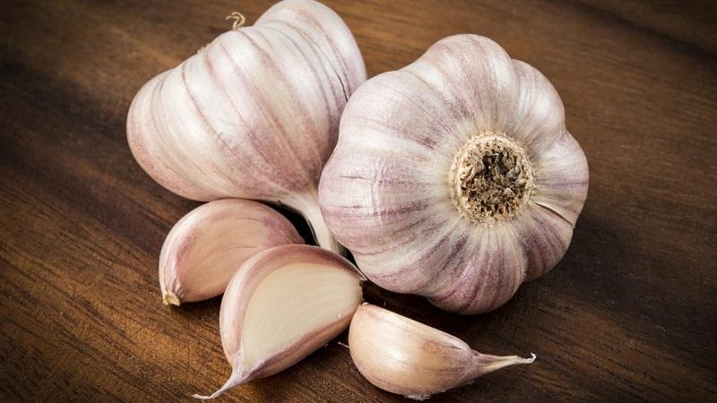 Lassen Sie es uns gemeinsam in einer allgemeinen Frage herausfinden: Ist Knoblauch ein Gemüse oder nicht?