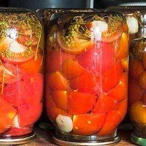 Top 16 leckere Tomatenzubereitungen: Tomaten in Gelatine für den Winter - Rezepte und Kochanweisungen