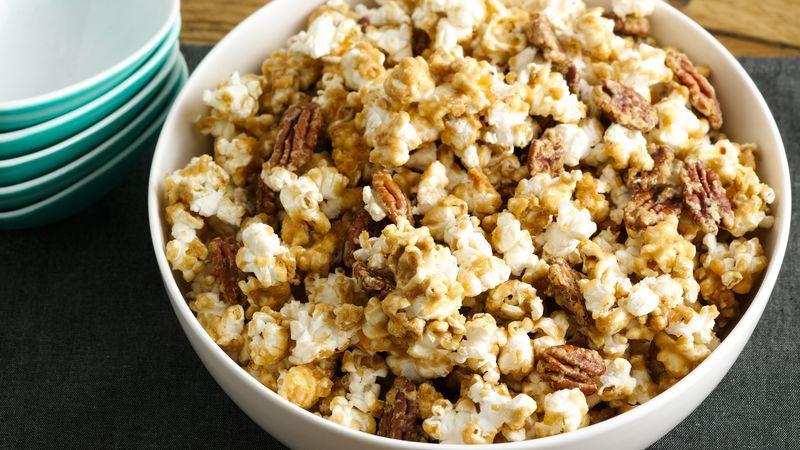 Welche Art von Mais wird für Popcorn benötigt: Wählen Sie die richtige Sorte, verarbeiten Sie die Körner und kochen Sie sie zu Hause