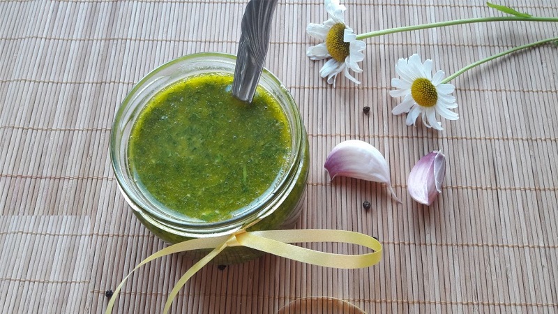 Rezepte für Dillsauce für den Winter: Bereiten Sie ein köstliches Dressing mit Ihren eigenen Händen zu