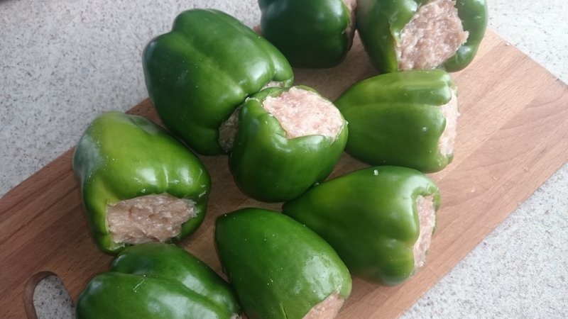 So frieren Sie Paprika für den Winter ein: gesunde Zubereitungen für köstliche Gerichte