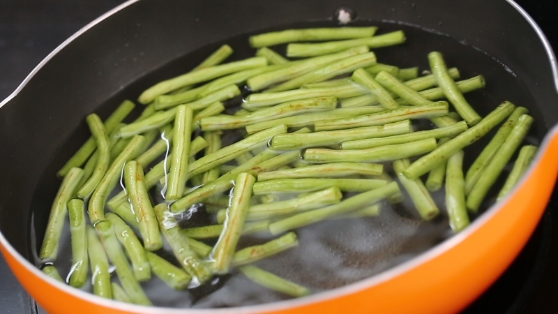 So kochen Sie Bohnenkonserven für den Winter: die köstlichsten hausgemachten Rezepte