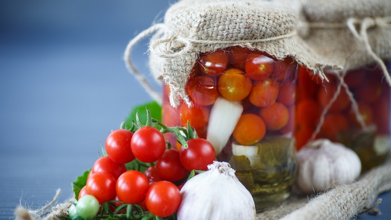 Kirschtomaten für den Winter ernten: die köstlichsten Konservierungsrezepte und Empfehlungen für ihre Zubereitung