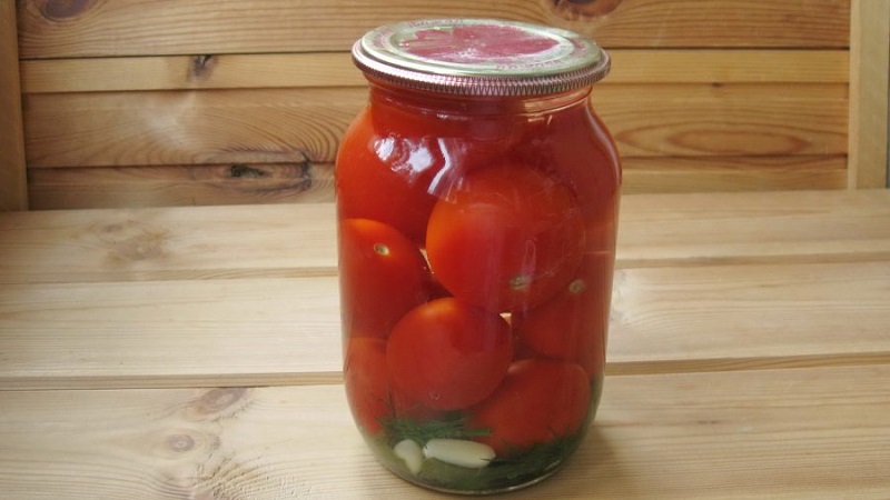 Wie man köstliche und originelle süße Tomaten in Litergläsern für den Winter kocht