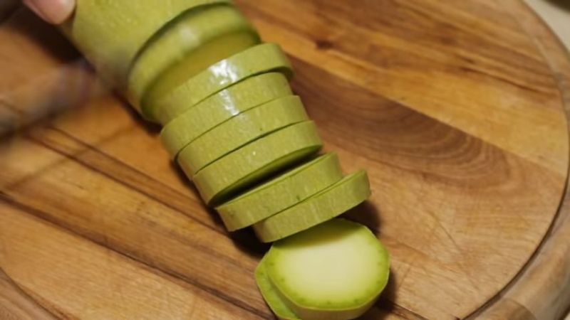 Wie man Dosen-Zucchini für den Winter kocht: die köstlichsten und ungewöhnlichsten Rezepte zum Nähen