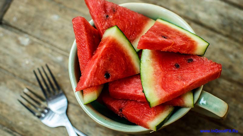 Die Frage, die viele beunruhigt: Warum ist eine Wassermelone eine Beere?