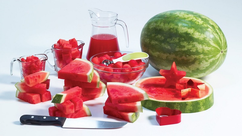 Warum ist Wassermelone nützlich zum Abnehmen, ist es möglich, sie zu essen, während man gegen Fettleibigkeit kämpft, Optionen für eine Wassermelonendiät