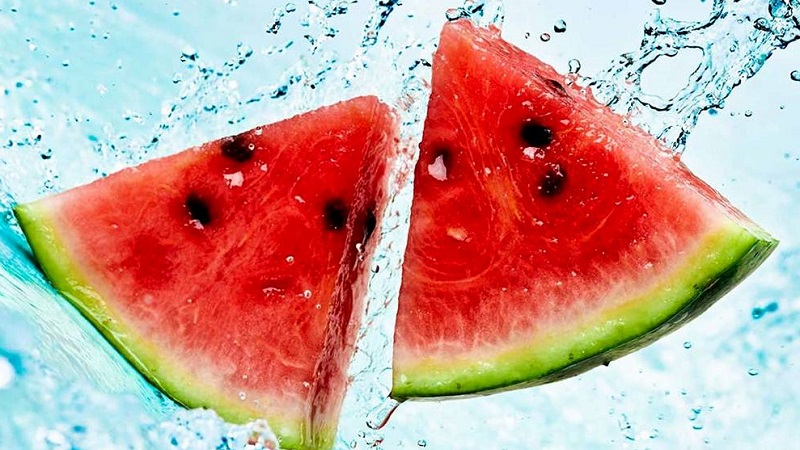 Was ist der Kaloriengehalt einer Wassermelone und wie nützlich ist sie für den menschlichen Körper?