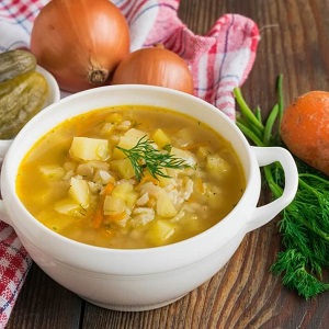 Schneller und leckerer Gewichtsverlust bei Zwiebelsuppe