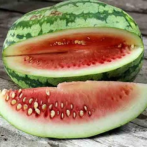 Die köstlichsten Sorten von Wassermelonen: Beschreibung und Eigenschaften