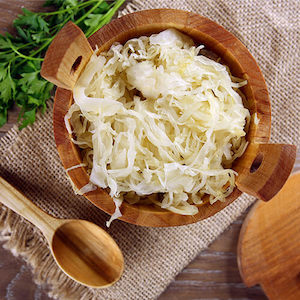 Die leckersten Rezepte für Sauerkraut in einer Wanne - lecken Sie Ihre Finger!