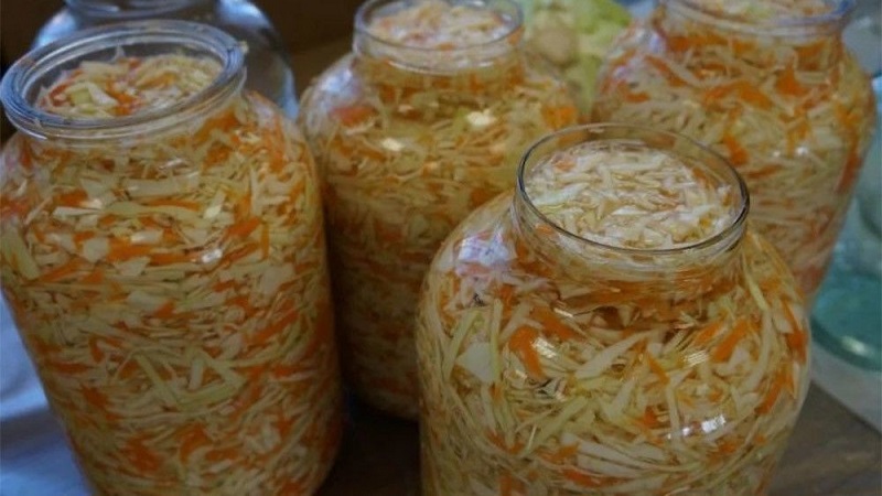 Rezepte für leckeres Sauerkraut in 3-Liter-Gläsern für den Winter und Empfehlungen für die Aufbewahrung von Snacks