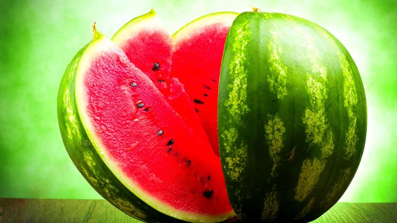 Wie man Wassermelone gegen Blasenentzündung verwendet: Wie viel kann man tagsüber essen?