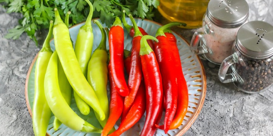 So bereiten Sie Tsitsak-Pfeffer köstlich für den Winter zu: die besten Rezepte und Empfehlungen erfahrener Hausfrauen