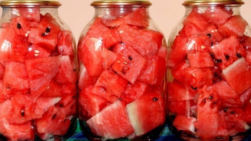 Rezepte für Wassermelonen in Dosen für den Winter ohne Sterilisation