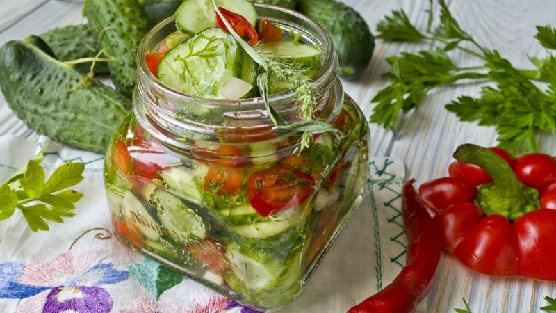 Leckere Rezepte für Winterzubereitungen aus überwachsenen Gurken - Sie werden sich die Finger lecken!