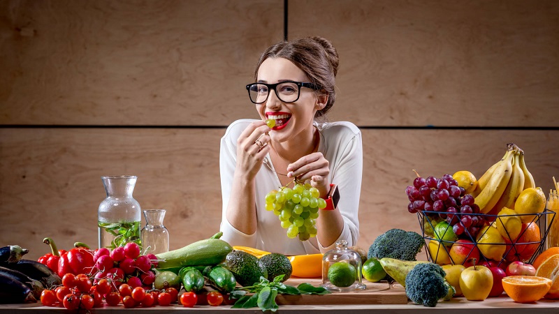 Wir bekämpfen Übergewicht ohne zu verhungern: Ist es möglich, Trauben zu essen, während wir Gewicht verlieren?