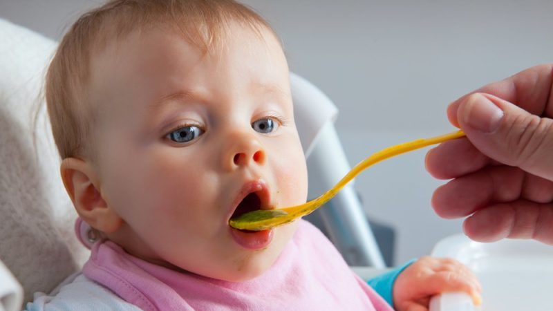 Ist es einer jungen Mutter möglich, während des Stillens Chinakohl zu essen?