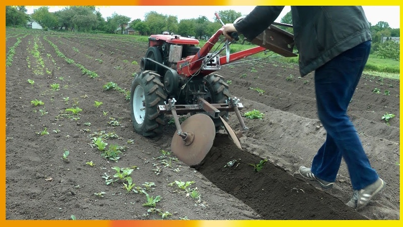 Wie man mit eigenen Händen einen Kartoffelhiller für einen handgeführten Traktor herstellt